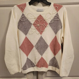 Vintage Alfred Dunner Sweater Diamond Pattern Pearl Floral Bead Applique
